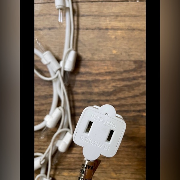 Halloween Skull Skeleton Plug In Light - Picture 3 of 6